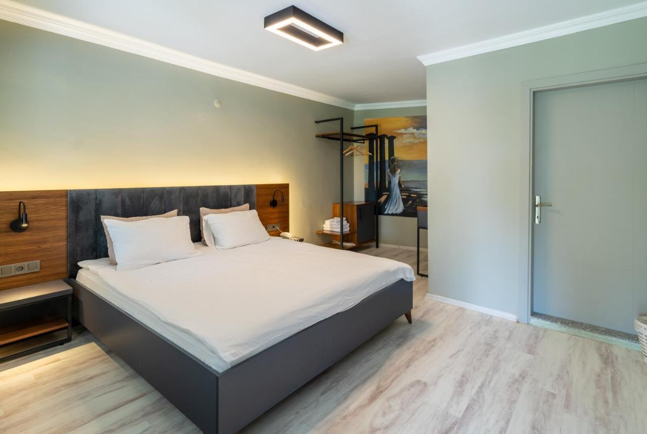 Kayalar Blue Beach Hotel Sazlı 外观 照片